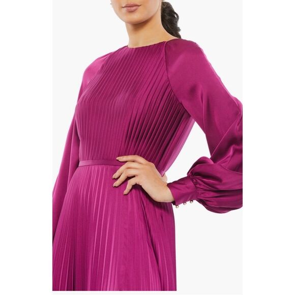 Mac Duggal IEENA Pleated Long Sleeve Satin Gown, Purple, NWT, Size 8 - Picture 5 of 13
